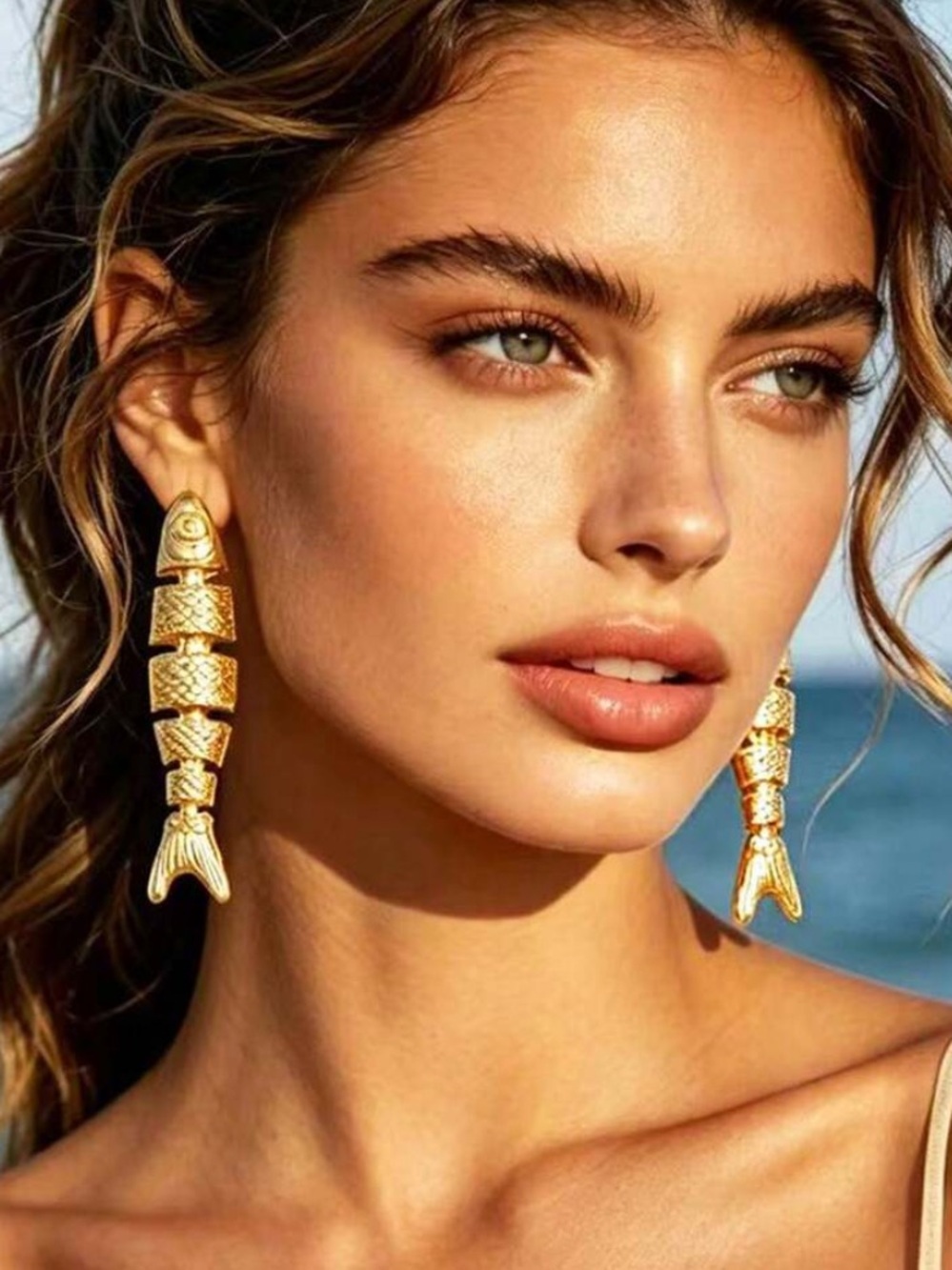 Coastal Gold Fishbone Earrings